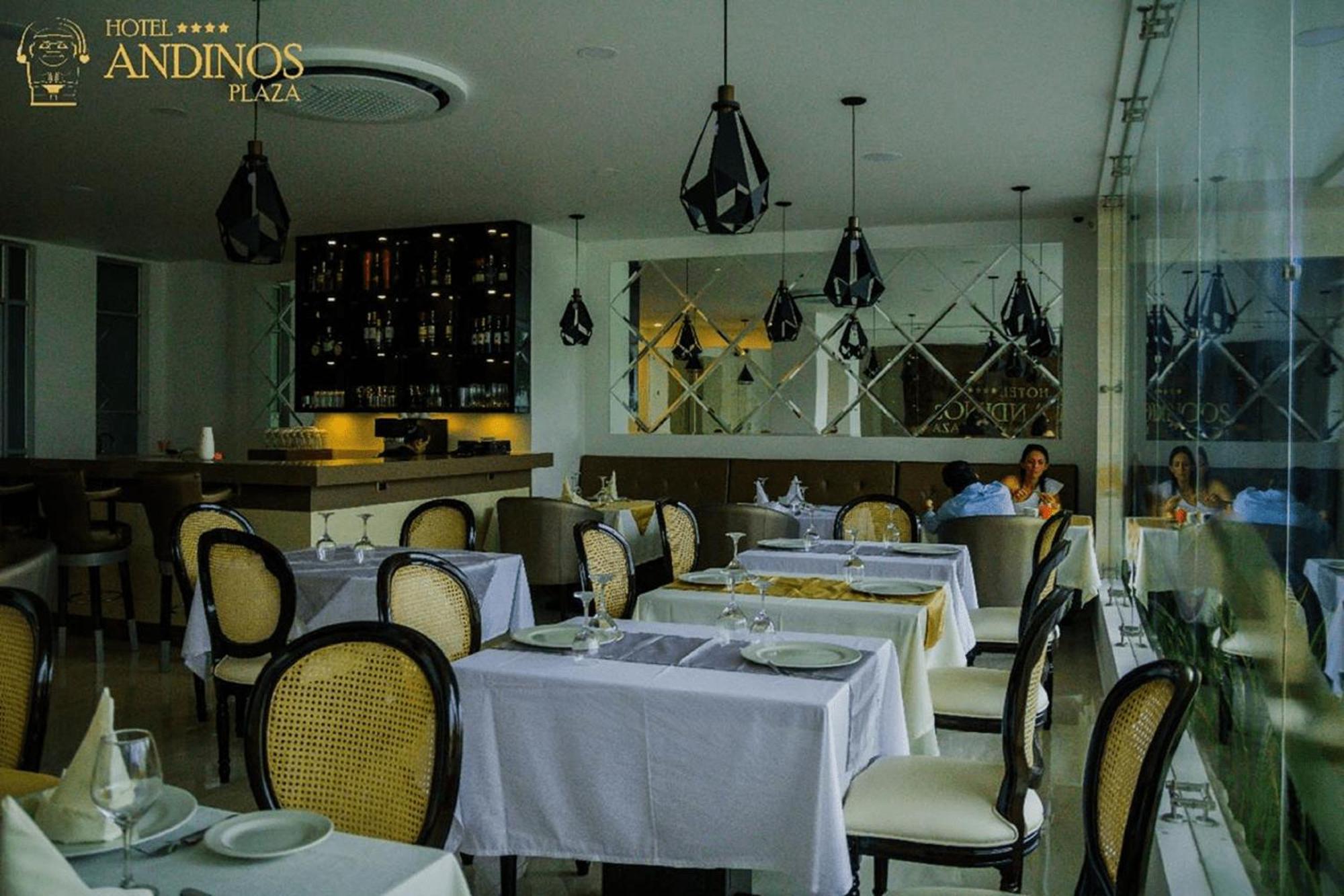 Hotel Andinos Plaza Florencia Florencia  Extérieur photo