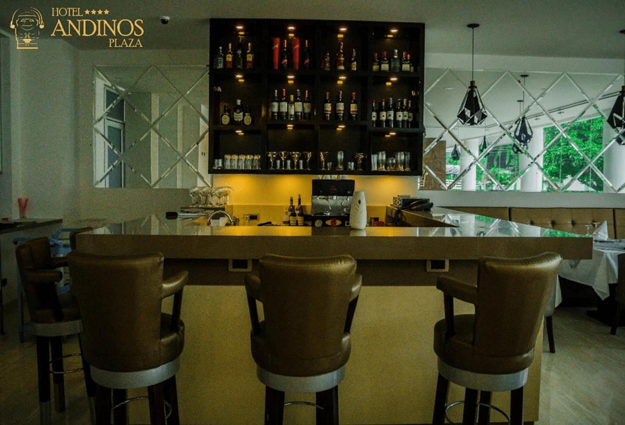 Hotel Andinos Plaza Florencia Florencia  Extérieur photo
