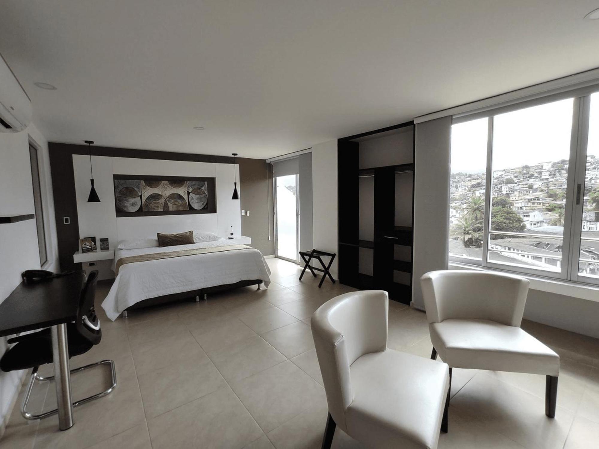 Hotel Andinos Plaza Florencia Florencia  Extérieur photo